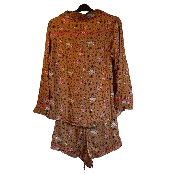 Plush Apparel 3 piece Satin Pajama & Eye Mask Set Florals and Animal Print NWT - Picture 7 of 15